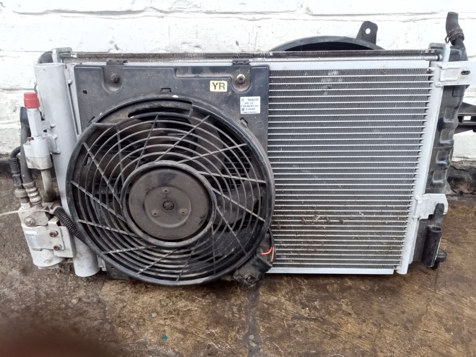 Радіатор на Опель астра