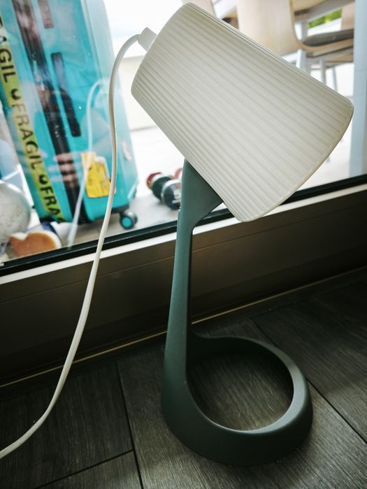 Candeeiro de secretária SVALLET do IKEA