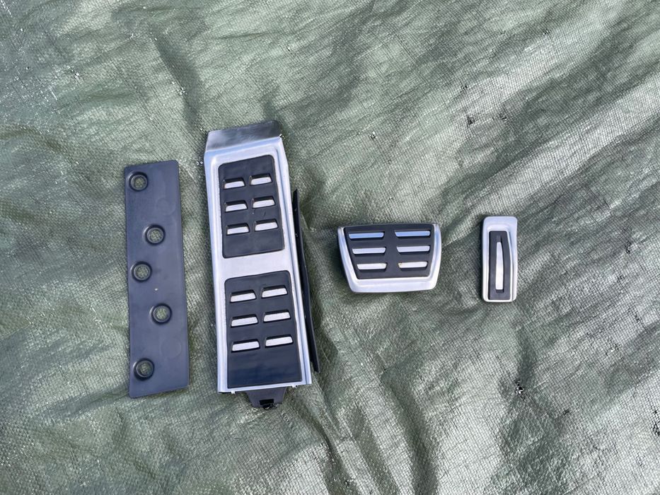 Nakładki na pedały podnóżek AUDI A4 B8 Q5 8R S4 RS4 8K1864777 4H1723173A