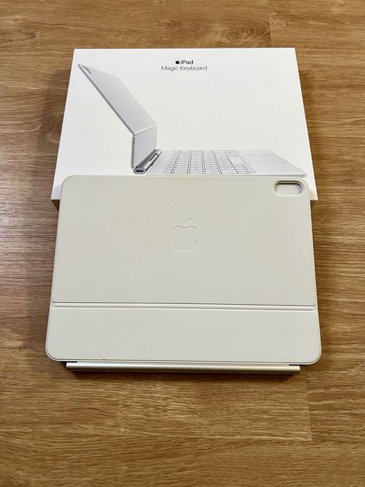 Apple Magic Keyboard 11 polegadas português
