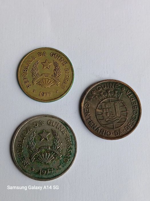 3 moedas da Guiné diferentes