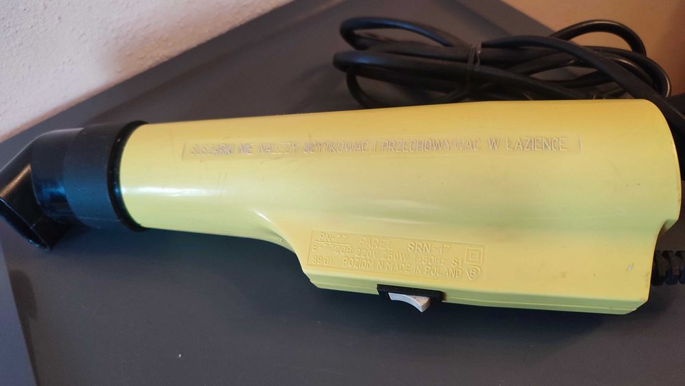 Suszarka do włosów Farel SRN-17  klasyk z PRL!