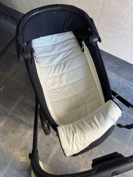 Cybex Priam III 3 в 1 Deep Black + автокрісло