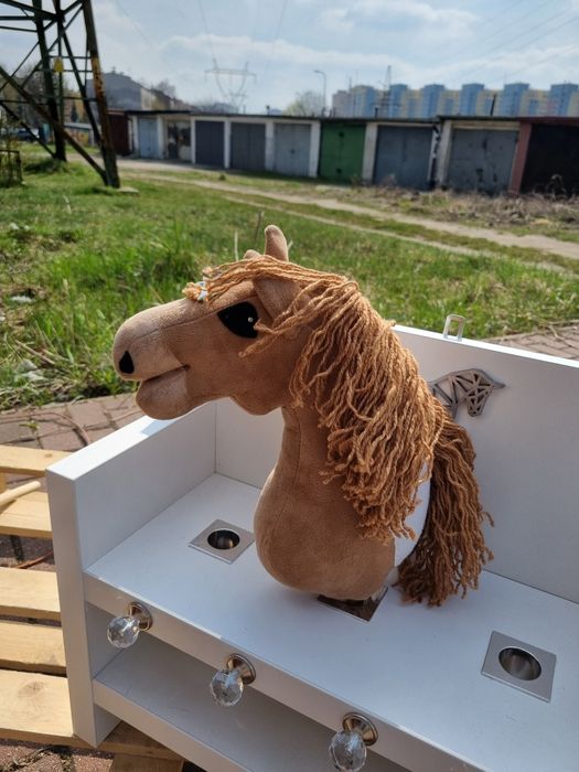 Koń Hobby Horse A4 z wieloma dodatkami
