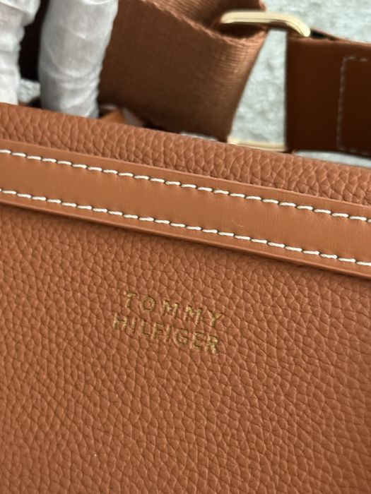 Сумка Tommy Hilfiger