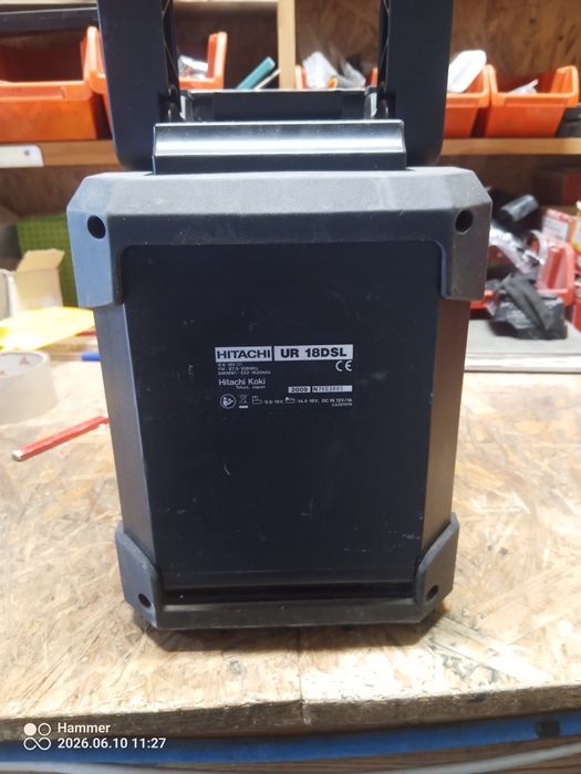 Radio budowlane Hitachi
