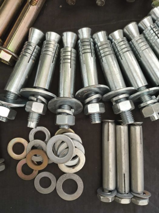 Анкера, болты, гайки, шайбы,  разного диаметра и длины НОВЫЕ