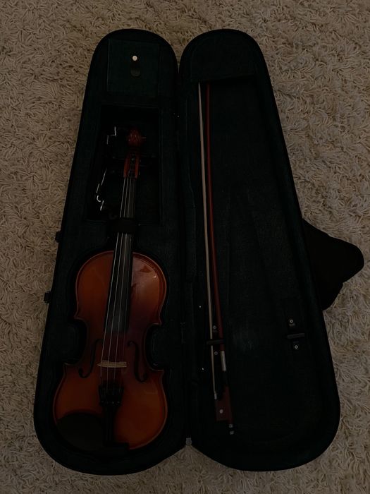 Скрипка 3/4 разом з комплектом