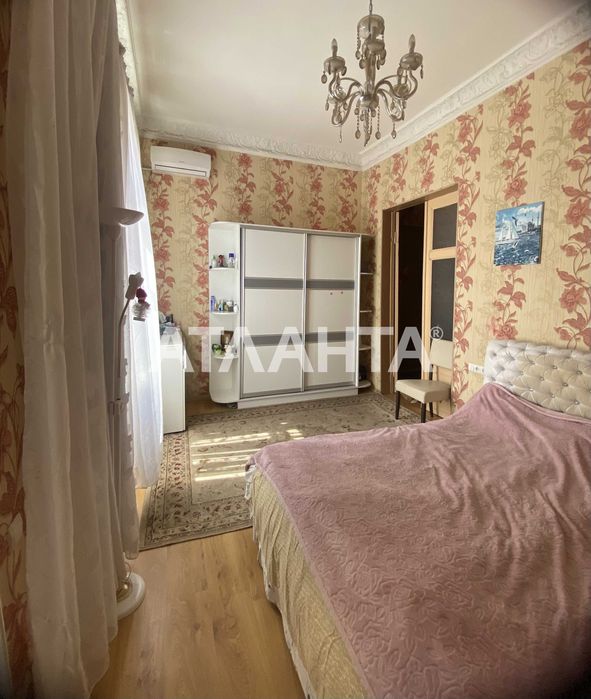 ПРОДАМ квартиру в центре города Одесса