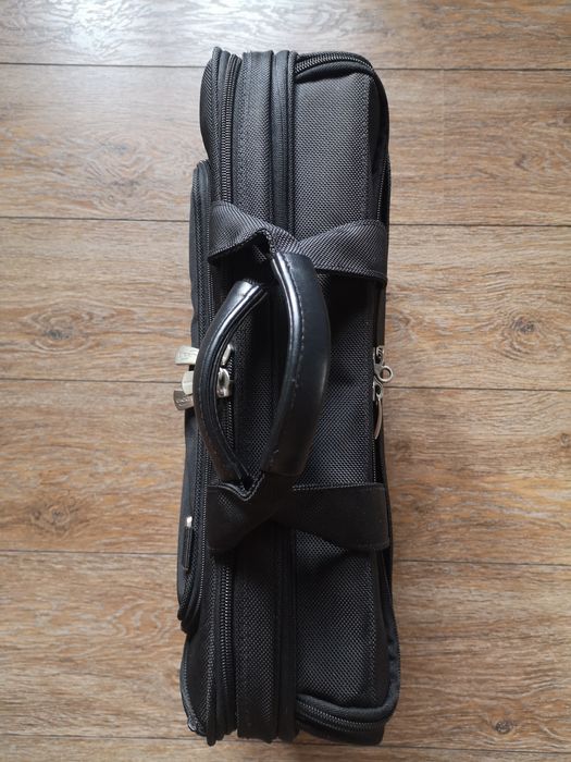 Torba na laptopa Dicota Top Traveler Pro 15,3 - 17", czarna