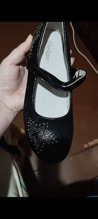 Туфлі для дівчинки