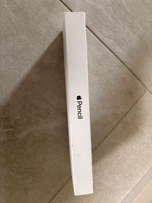 Apple pencil bialy