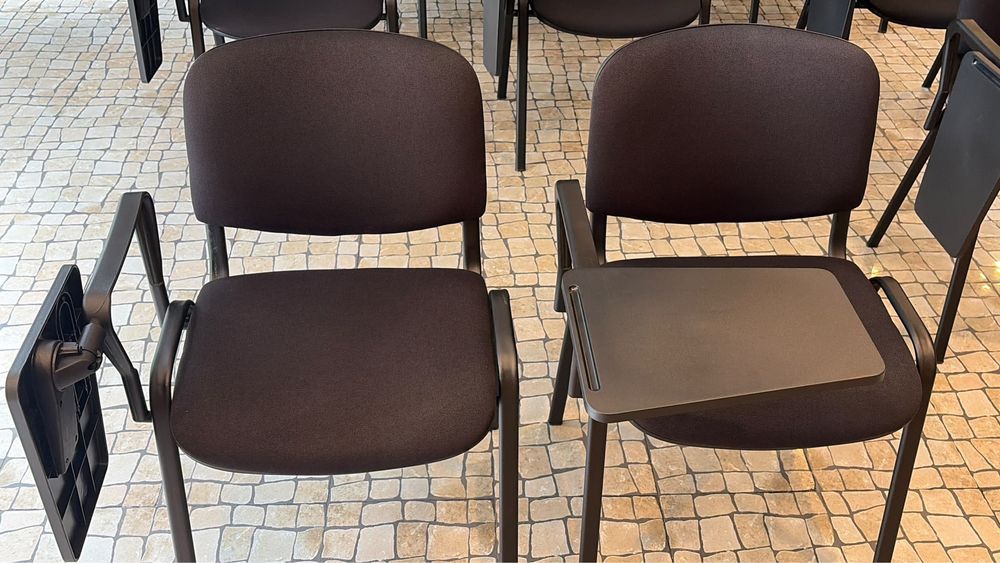 Cadeiras com palmatoria (10x)