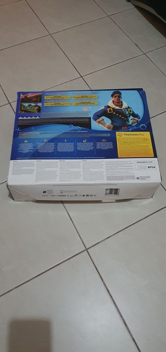 Playstation 4 Pro 1 Terá.