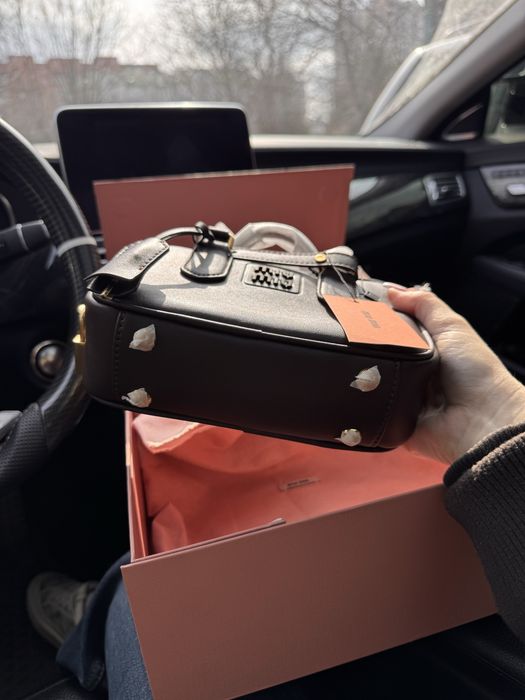Сумка miu miu Arcadie leather bag коричнева шкіряна