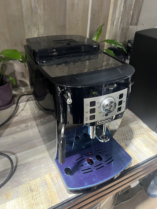 Кавомашина Delonghi 22.110