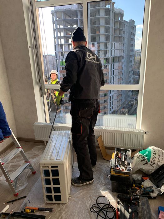 Монтаж и обслуживание кондиционера на высоте, подключение, установка ...