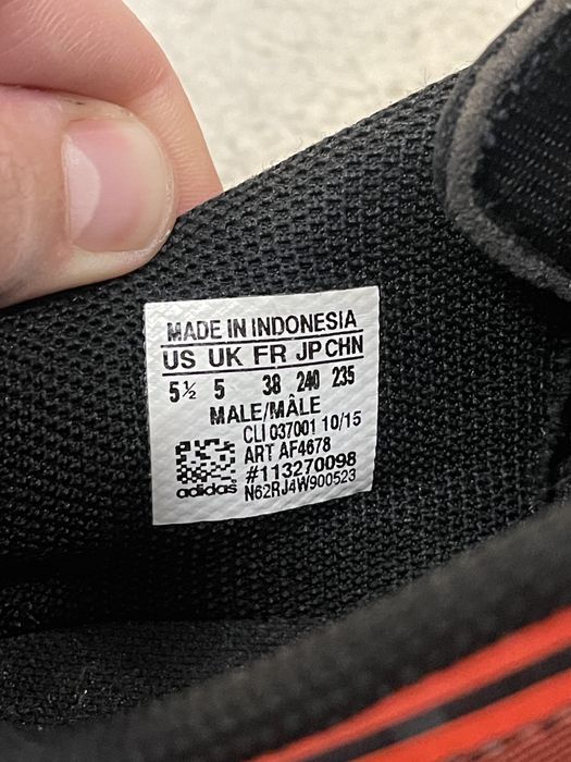 Футзалки сороконіжки кросівки Adidas Messi 38р