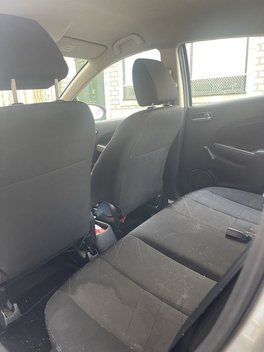 Mazda 2 - 2012 - Nacional