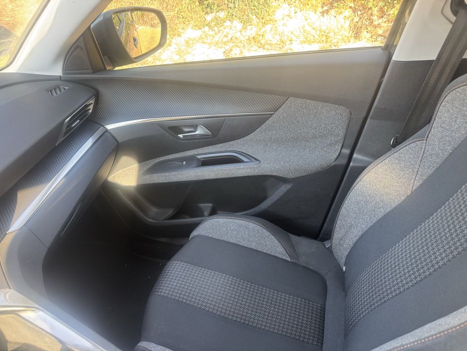 Peugeot 3008  1.6hdi