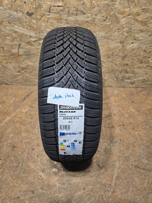 Opona pojedyńcza 205/55/16 91T Bridgestone Blizak LM005 2022