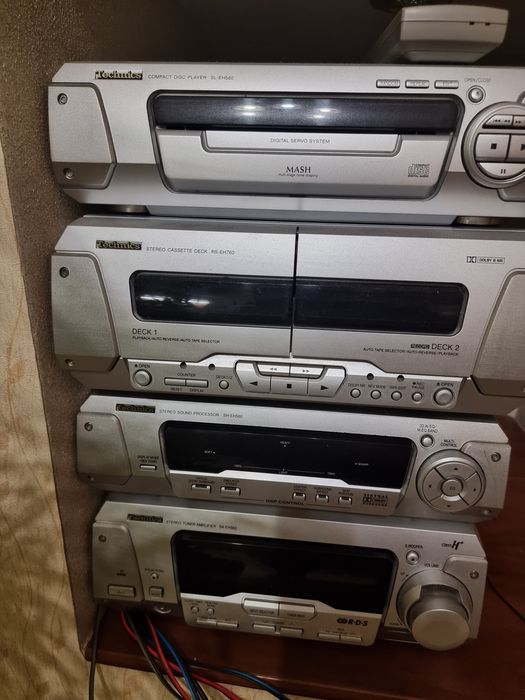 Музичний центр Технікс