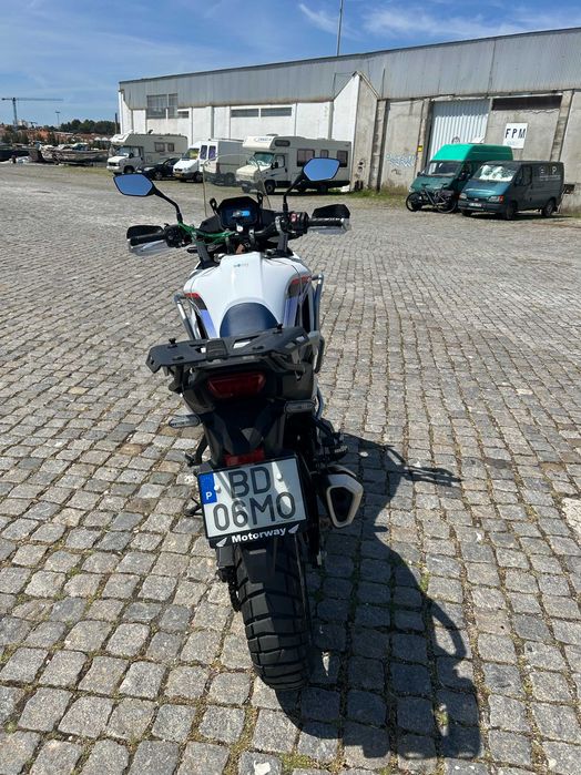 Honda Transalp XL750 com Garantia até 09/2028