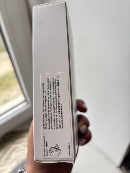 Зарядка Apple 140W USB-C A2452 для MacBook Pro Нова