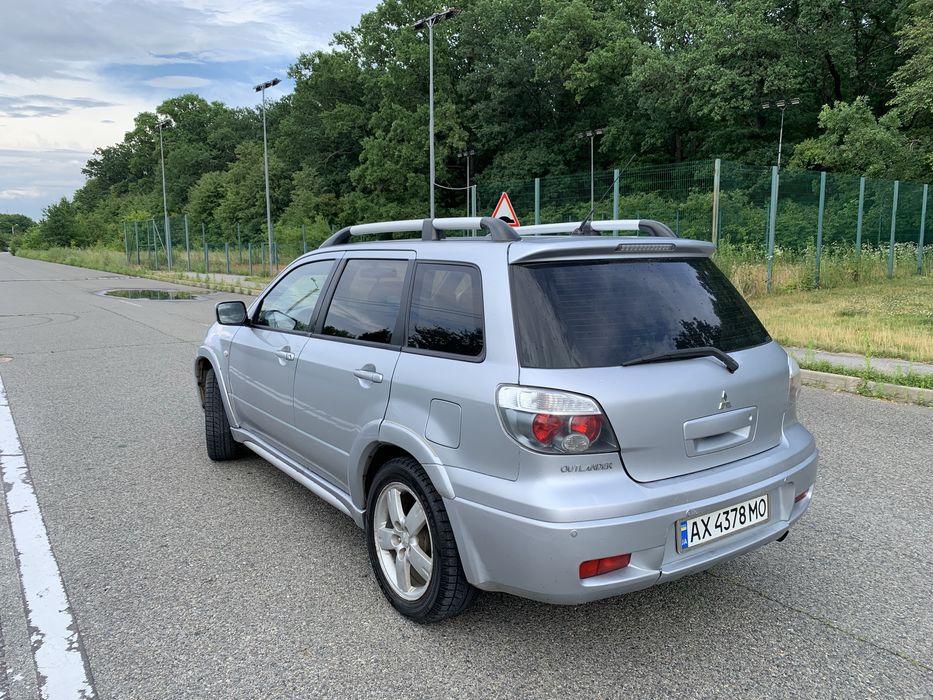 Mitsubishi Outlander