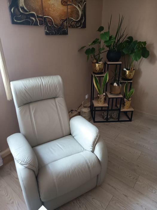 Sprzedam zestaw dwa fotele plus sofa