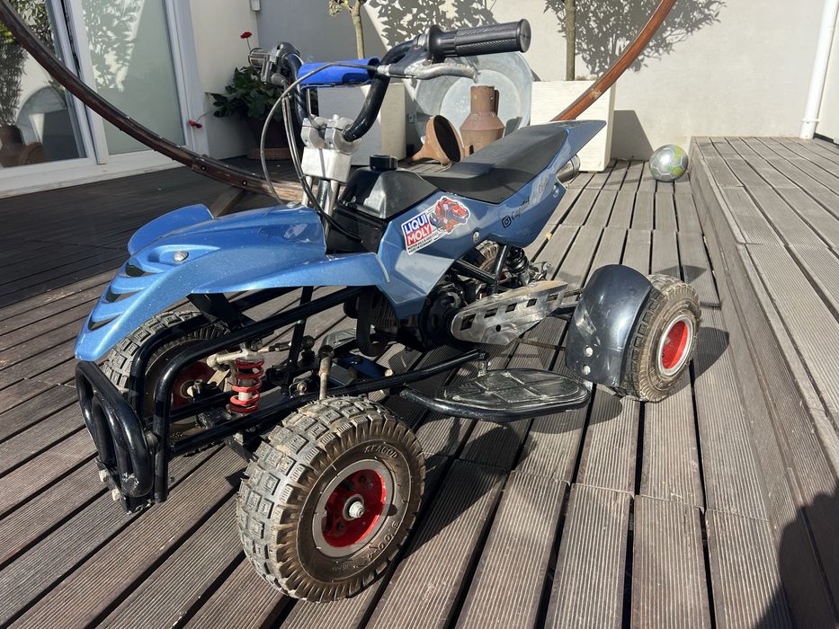 Moto 4 para criança