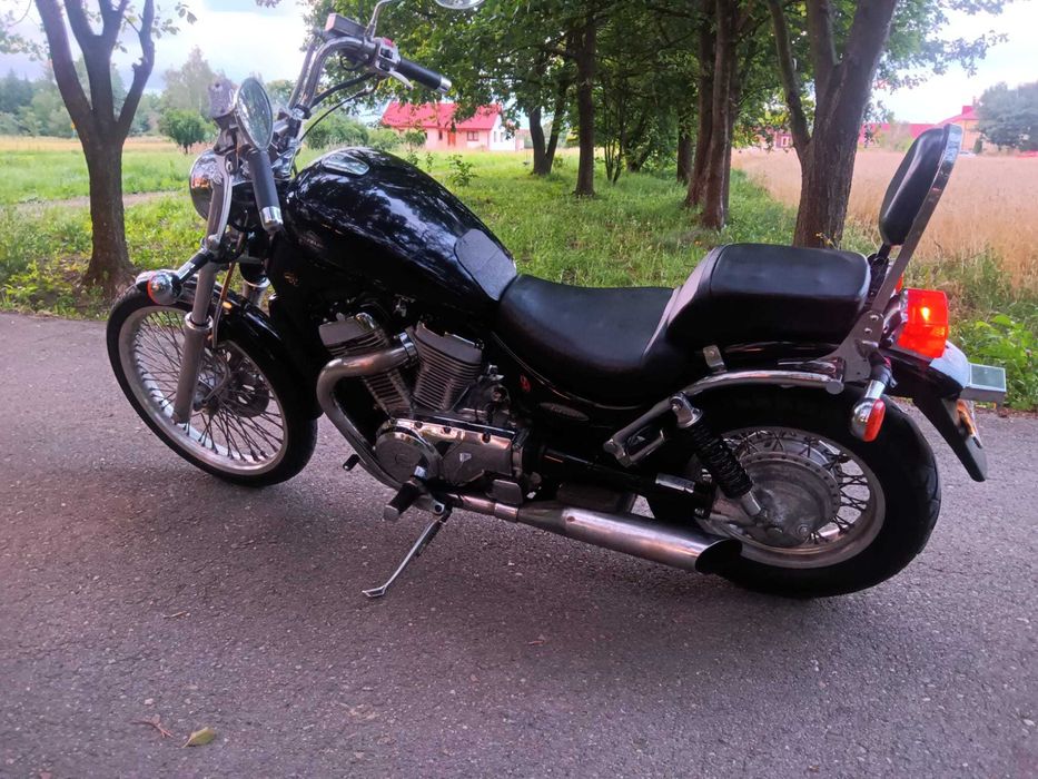 Suzuki Intruder 600 A2