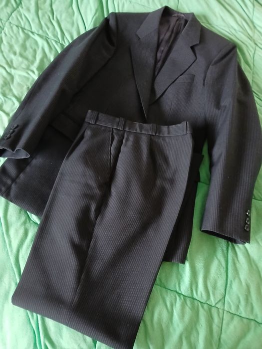 Elegancki garnitur męski  .