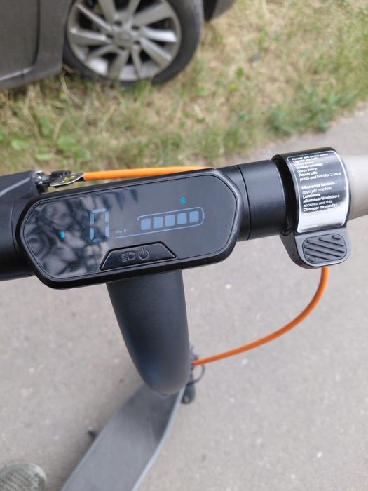 Електросамокат Ninebot Segway E2 plus