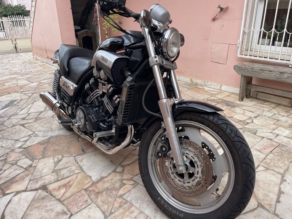 Yamaha Vmax 1200