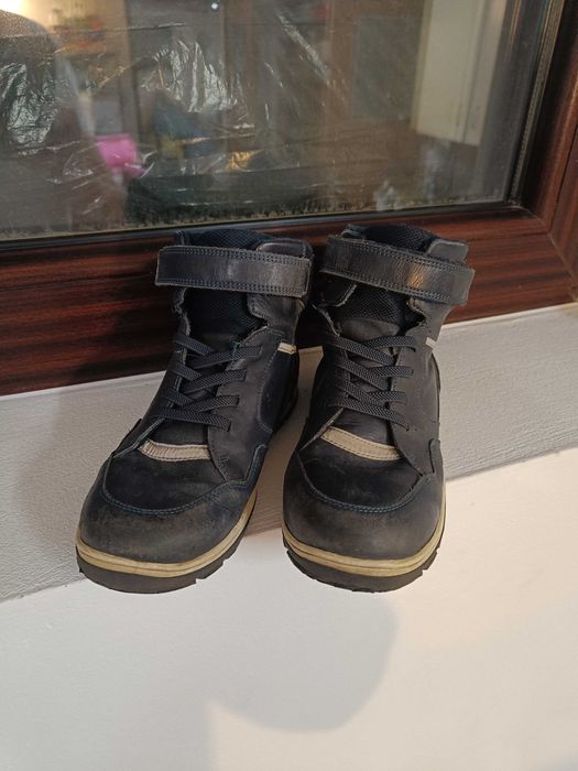 Buty zimowe Lasocki rozmiar 34, skóra