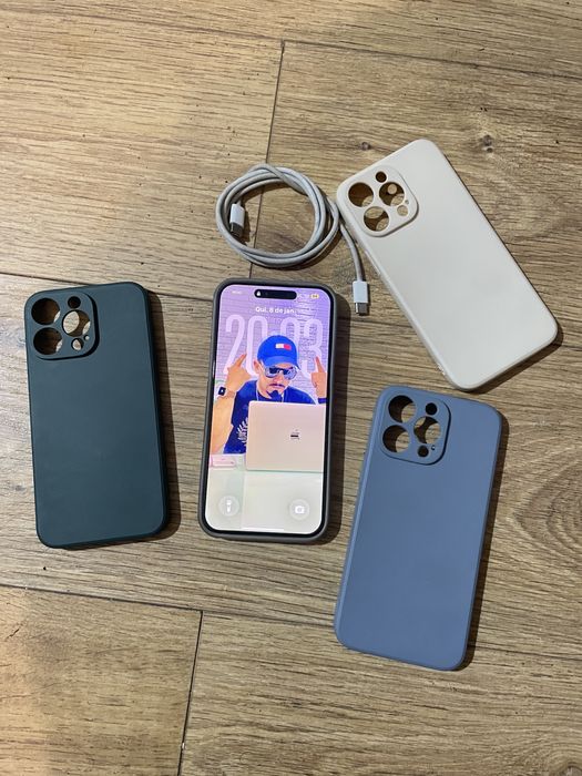 Iphone 15 pro max 256gb titanio estado de novo