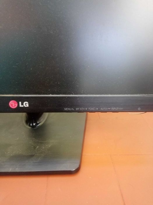 Monitor LG 19EN33S-B432745590974720001