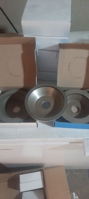 Мітчики, плашки, сверла, розгортки-райбери, різці