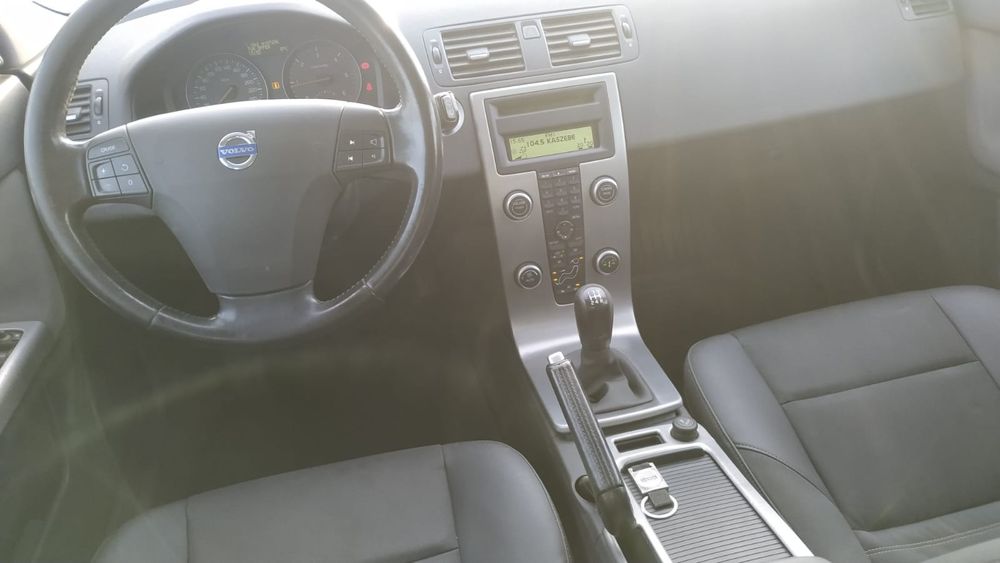 Volvo v50 1.6d 2008r