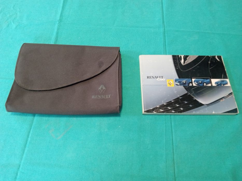 RENAULT CLIO 2 Instrukcja książka serwisowa Etui KOMPLET 2002 Polska