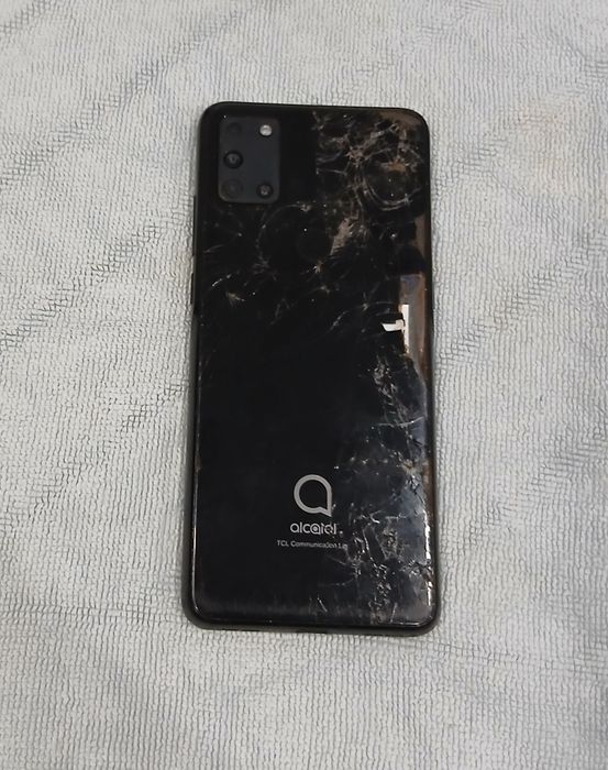 Alcatel 3X para arranjo ou peças