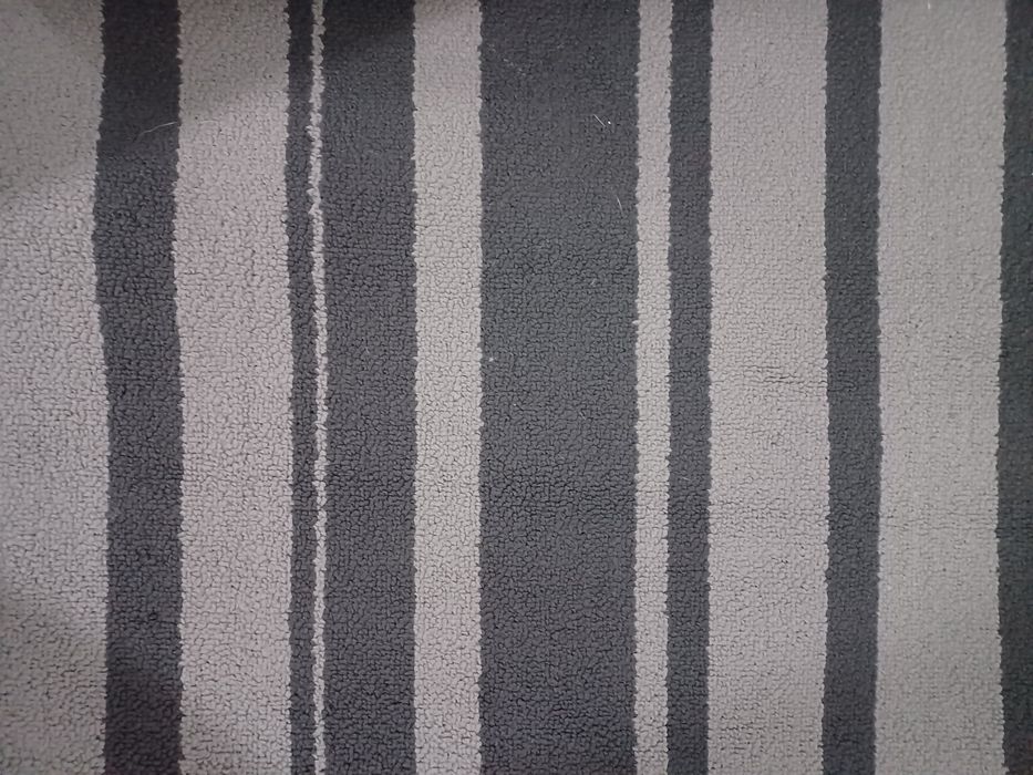 Tapete  ikea em bom estado