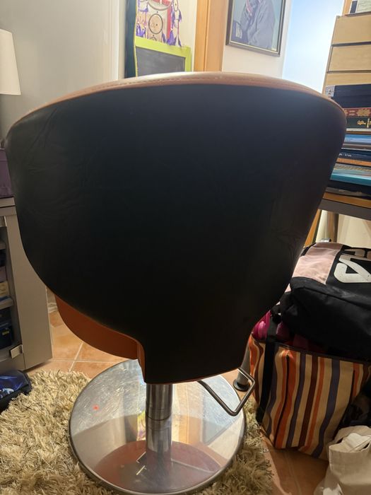 Cadeira cabeleireiro hidraulica