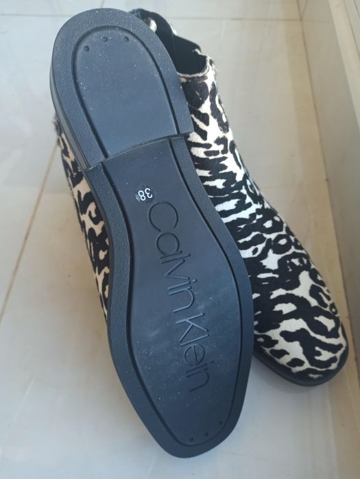 Calvin Klein Натуральная кожа