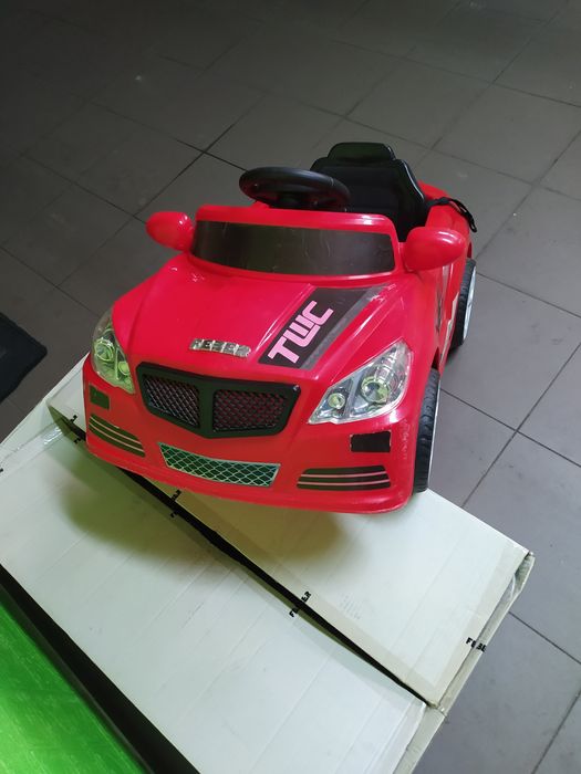 Carro criança bateria 12v Feber