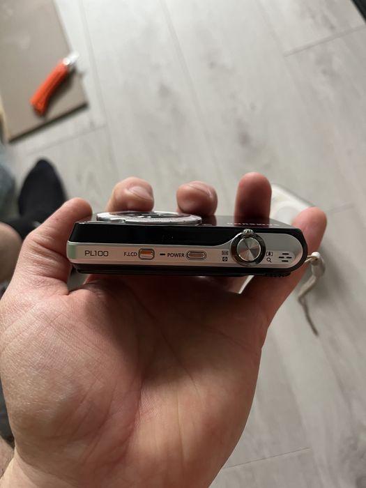 Фотоапарат Samsung PL100
