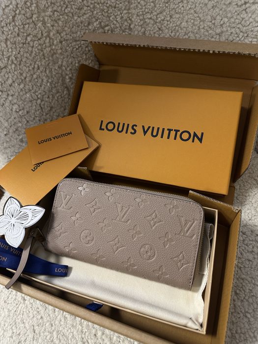 Гаманець портмоне кошелек бежевий жіночий луи louis vuitton