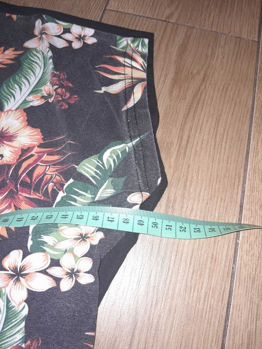 Czarna Bluzka w kwiaty