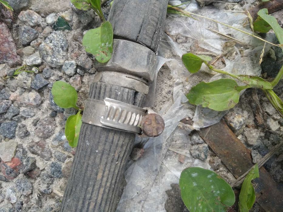 Шланг резиновый .